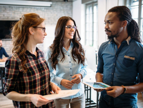 0022 – MA hält Testgerät